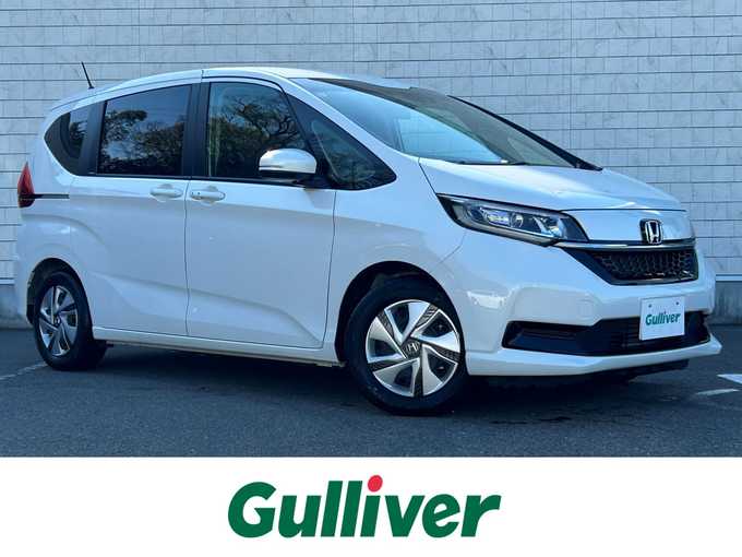 新着情報“フリードハイブリッドハイブリッド・G”2023年式プラチナホワイトパール入荷しました！