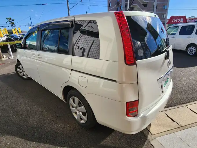 車両画像03
