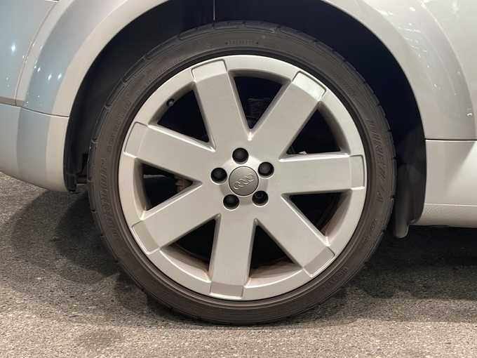 車両画像03