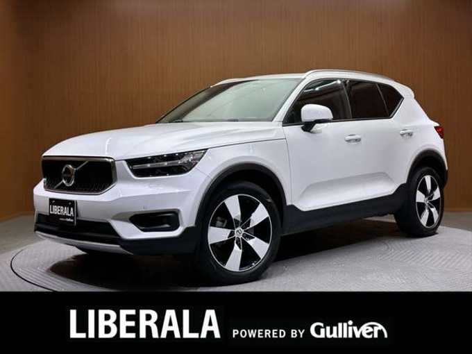新着情報“ＸＣ４０T4 モメンタム”2020年式アイスホワイト入荷しました！