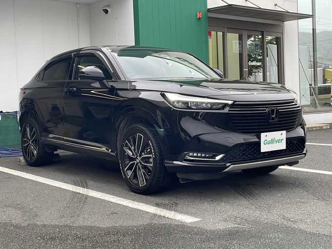 新着情報“ヴェゼルe:HEV Z”2023年式クリスタルブラックパール入荷しました！