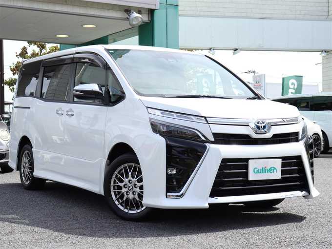 新着情報“ヴォクシーハイブリッドZS 煌Ⅲ”2021年式ホワイトパールクリスタルシャイン入荷しました！