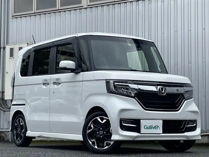 新着情報“Ｎ ＢＯＸカスタム G L ホンダセンシング”2018年式プラチナホワイトパール入荷しました！