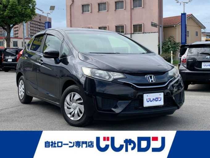 新着情報“フィット13G・Fパッケージ”2015年式クリスタルブラックパール入荷しました！