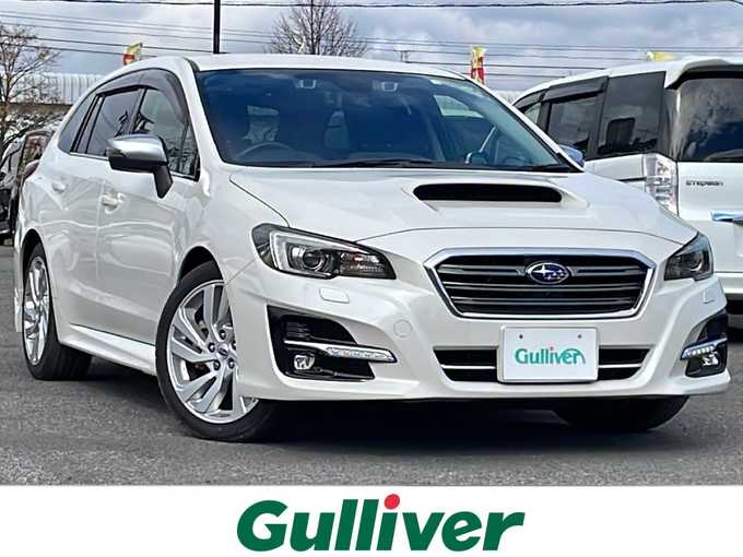 新着情報“レヴォーグ1．6GTアイサイト Sスタイル”2018年式クリスタルホワイトP入荷しました！