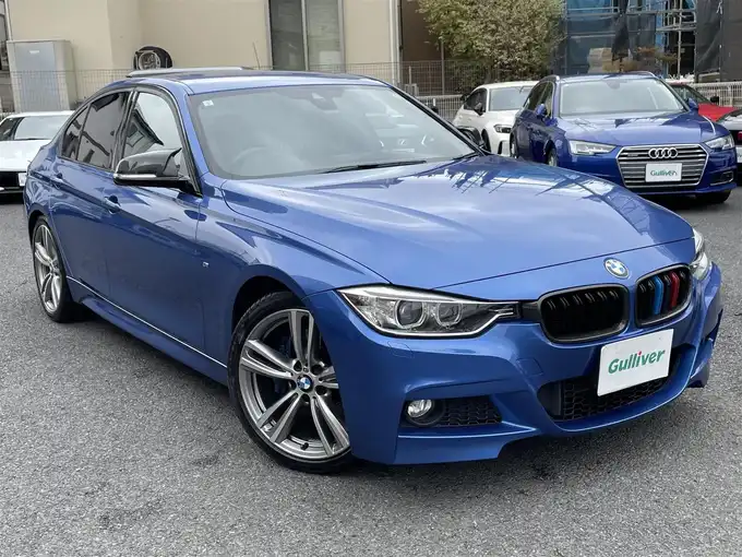 新着情報“３シリーズ320i Mスポーツ”2015年式エストリル・ブルー入荷しました！