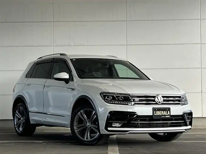 新着情報“ティグアンTDI 4モーション Rライン”2019年式白入荷しました！