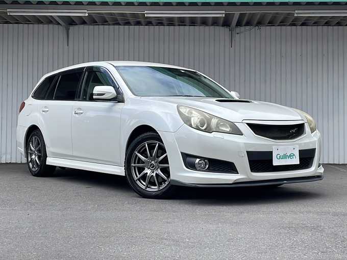 新着情報“レガシィツーリングワゴン2．5GT Sパッケージ”2010年式サテンホワイトパール入荷しました！