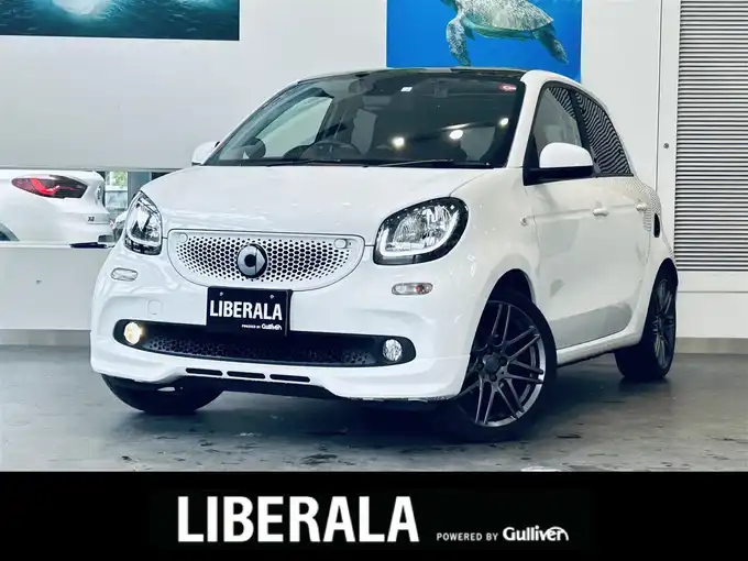 新着情報“スマートフォーフォーBRABUS スポーツ”2018年式白入荷しました！