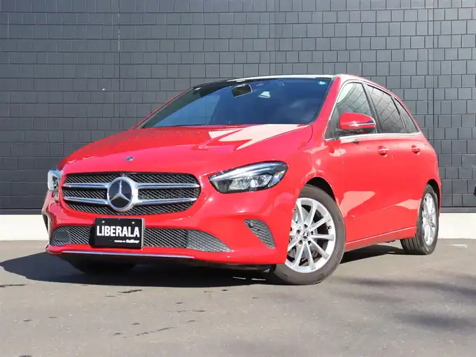 新着情報“ＢクラスB180”2019年式ジュピターレッド入荷しました！