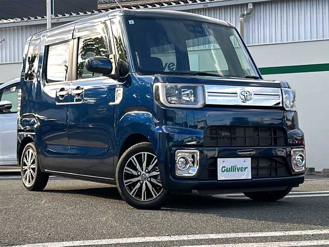 新着情報“ピクシスメガGターボ SAⅢ”2021年式レーザーブルークリスタルシャイン入荷しました！