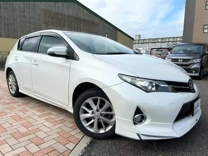 新着情報“オーリス150X Sパッケージ”2013年式ホワイトパールクリスタルシャイン入荷しました！