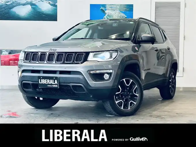 新着情報“ジープ・コンパストレイルホーク”2020年式グレー入荷しました！
