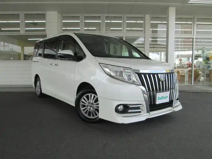 新着情報“エスクァイアGi”2014年式ホワイトパールクリスタルシャイン入荷しました！