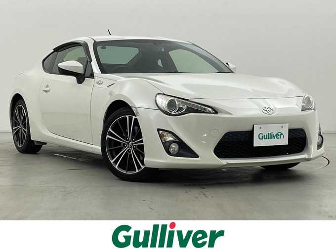 新着情報“８６GT”2014年式サテンホワイトパール入荷しました！