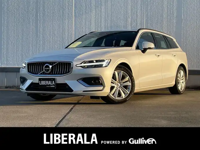 新着情報“Ｖ６０B4 モメンタム”2021年式パール入荷しました！