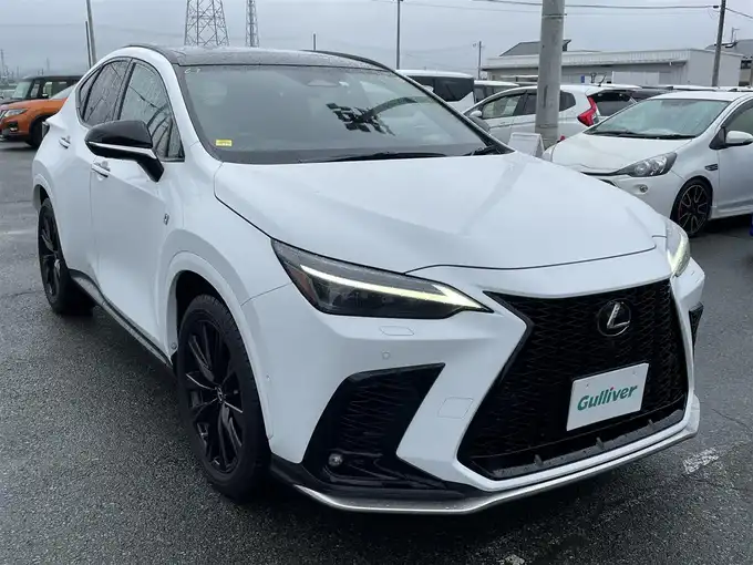新着情報“ＮＸNX350h Fスポーツ”2023年式パール入荷しました！