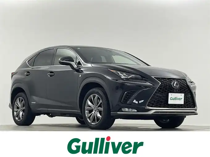 新着情報“ＮＸNX300h Fスポーツ”2019年式グラファイトブラックガラスフレーク入荷しました！