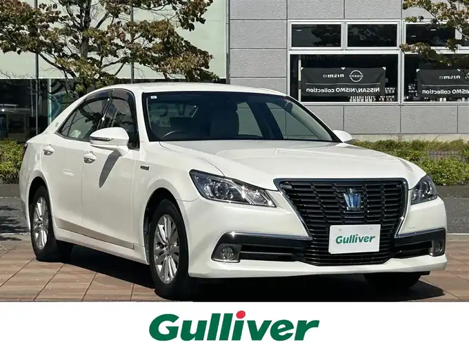 新着情報“クラウンハイブリッドロイヤル”2013年式ホワイトパールクリスタルシャイン入荷しました！