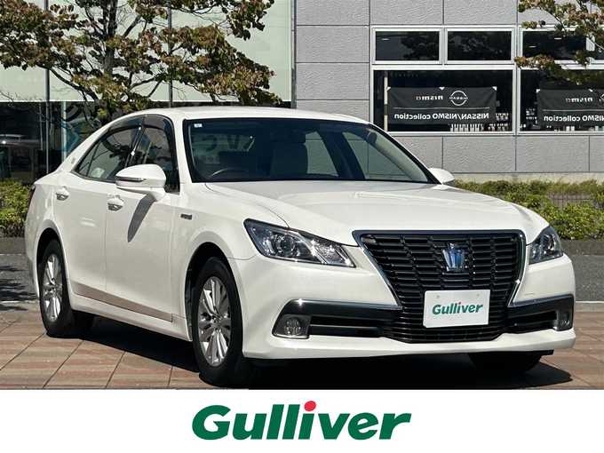 新着情報“クラウンハイブリッドロイヤル”2013年式ホワイトパールクリスタルシャイン入荷しました！