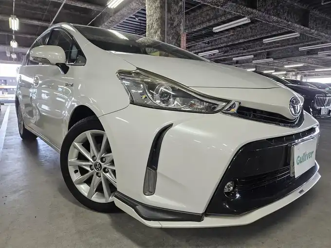 新着情報“プリウスαSツーリングセレクション”2015年式ホワイトパールクリスタルシャイン入荷しました！