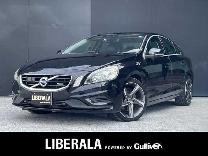 新着情報“Ｓ６０T6 AWD Rデザイン”2011年式黒入荷しました！