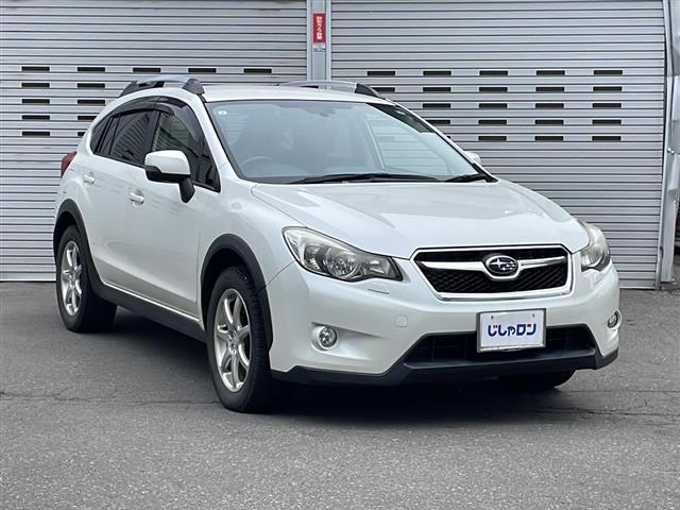 新着情報“ＸＶ2．0i－L アイサイト”2013年式サテンホワイトパール入荷しました！