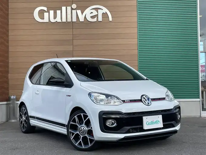 新着情報“アップ！アップ！GTI”2019年式ピュアホワイト入荷しました！