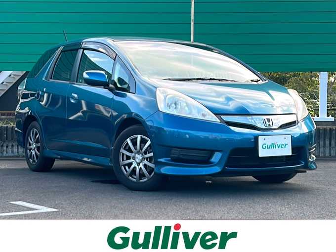 新着情報“フィットシャトルハイブリッドハイブリッド・スマートセレクション”2012年式ホライゾンターコイズパール入荷しました！