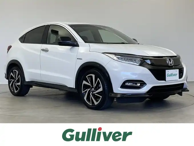 新着情報“ヴェゼルハイブリッドRS・ホンダセンシング”2018年式プラチナホワイトパール入荷しました！