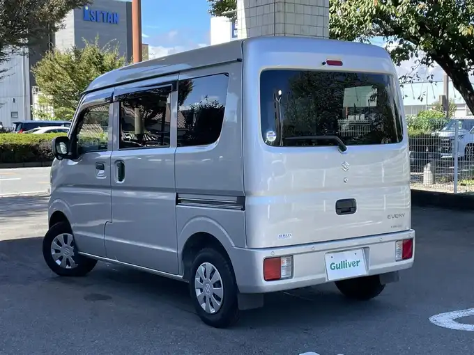 車両画像03