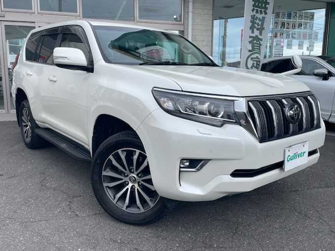 新着情報“ランドクルーザープラドTX Lパッケージ”2018年式ホワイトパールクリスタルシャイン入荷しました！