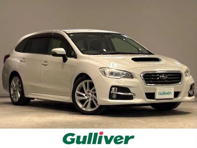 新着情報“レヴォーグ1．6GTアイサイト Sスタイル”2015年式クリスタルホワイトP入荷しました！