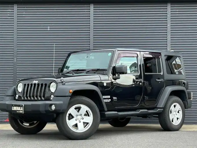 新着情報“ジープ・ラングラーアンリミテッドスポーツ”2017年式黒入荷しました！