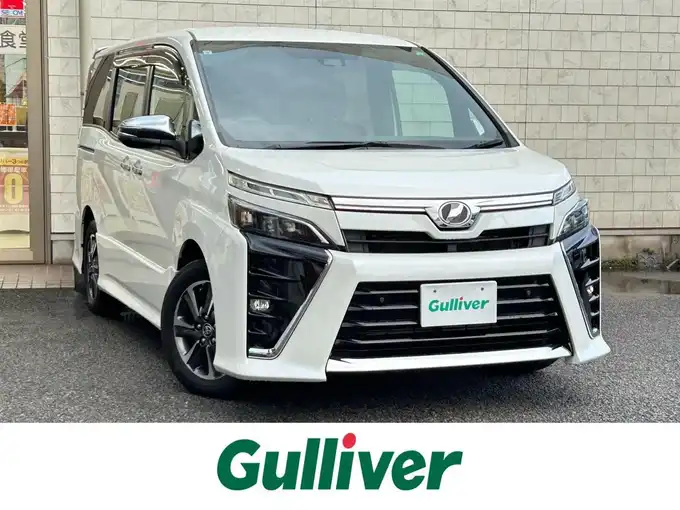 新着情報“ヴォクシーZS 煌Ⅱ”2019年式ホワイトパールクリスタルシャイン入荷しました！