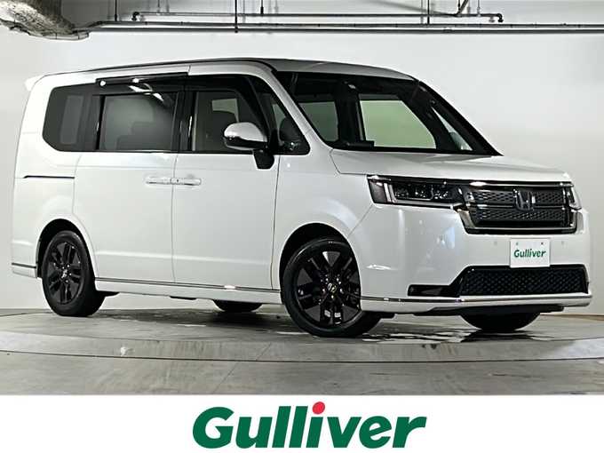 新着情報“ステップワゴンe:HEVスパーダ”2023年式プラチナホワイトパール入荷しました！