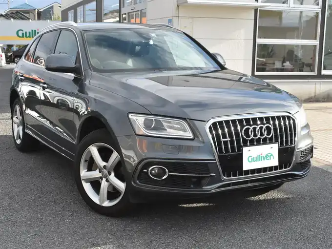 新着情報“Ｑ５2．0 TFSI クワトロ Sライン”2014年式グレー入荷しました！