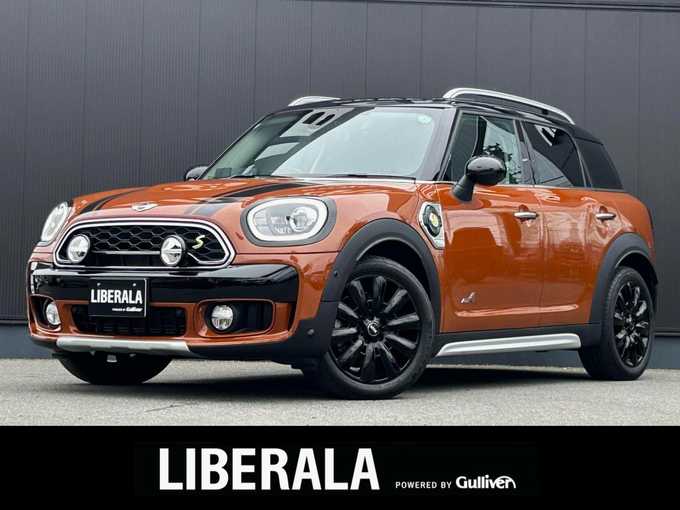 新着情報“ＭＩＮＩクーパーS E クロスオーバー オール4”2017年式チェスナットブラウン入荷しました！