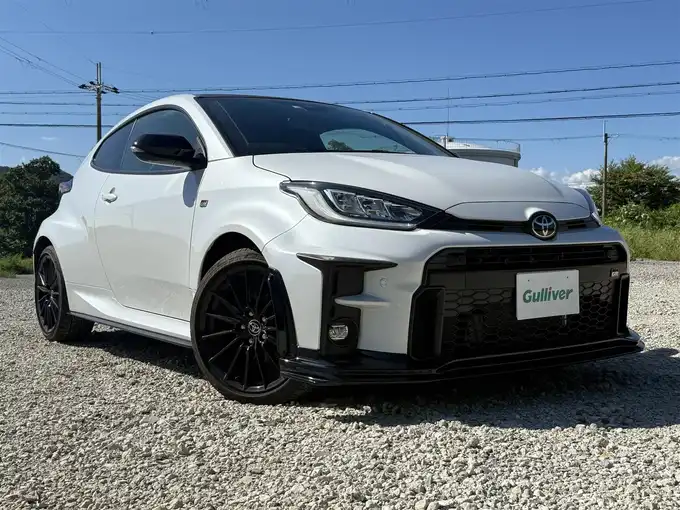 新着情報“ＧＲヤリスRS”2022年式プラチナホワイトパールマイカ入荷しました！