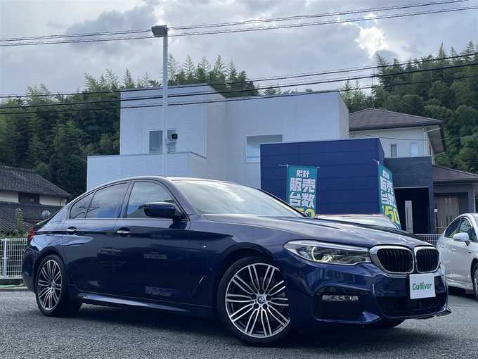 新着情報“５シリーズ523d Mスポーツ”2017年式メディテラニアンブルー入荷しました！