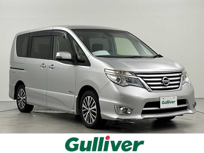 新着情報“セレナハイウェイスター S－ハイブリッド アドバンスドセーフティパッケージ”2015年式ブリリアントシルバー入荷しました！