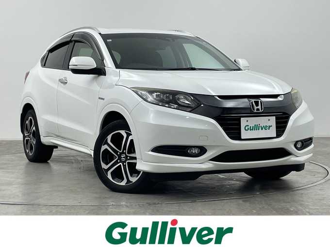 新着情報“ヴェゼルハイブリッドZ”2015年式ホワイトオーキッドパール入荷しました！