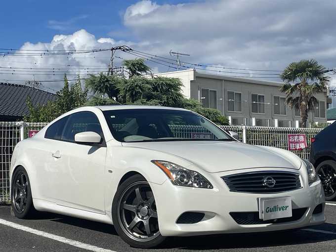 新着情報“スカイライン370GT タイプSP”2008年式ホワイトパール入荷しました！