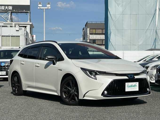 新着情報“カローラツーリングハイブリッド ダブルバイビー”2020年式ホワイトパールクリスタルシャイン入荷しました！