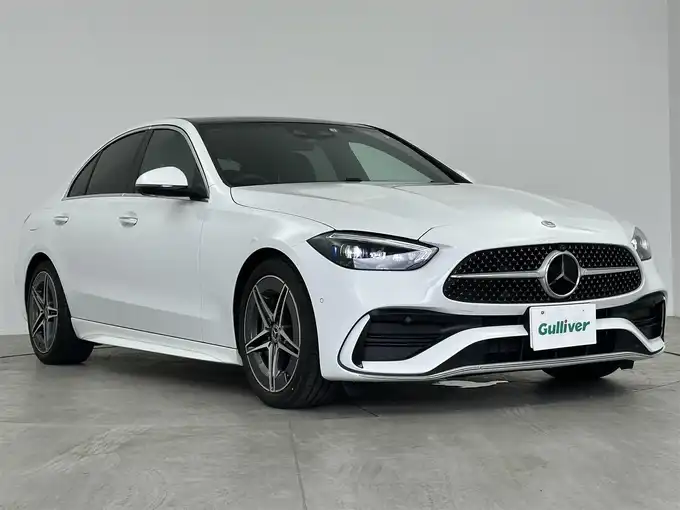 新着情報“ＣクラスC200アバンギャルド”2022年式白入荷しました！