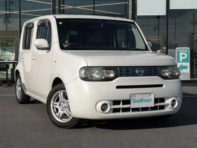 新着情報“キューブ15X Vセレクション”2009年式ホワイトパール入荷しました！