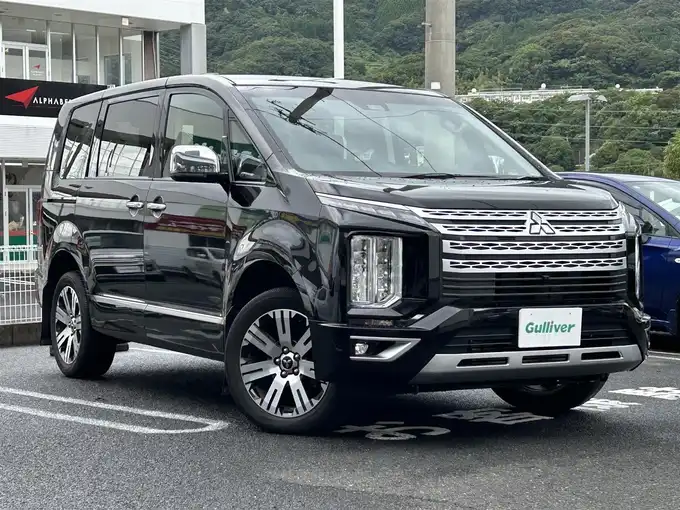 新着情報“デリカＤ：５P”2023年式アメジストブラック入荷しました！