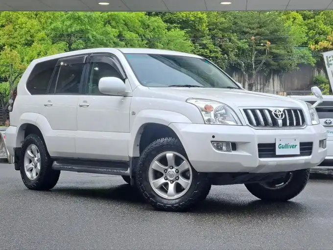 新着情報“ランドクルーザープラドTZ”2003年式ホワイトパールクリスタルシャイン入荷しました！