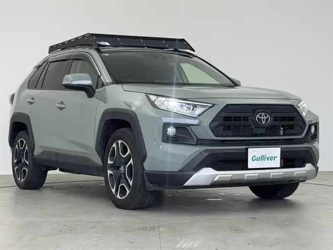 新着情報“ＲＡＶ４アドベンチャー”2020年式アーバンカーキ入荷しました！