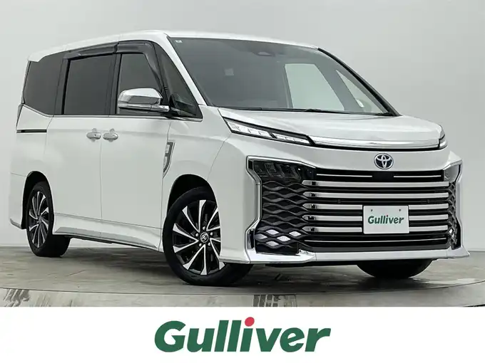 新着情報“ヴォクシーハイブリッドS－Z”2022年式ホワイトパールクリスタルシャイン入荷しました！